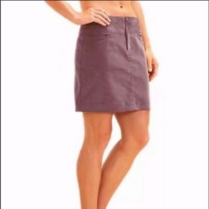 Athleta Vintage Ridge Mauve Corduroy Skirt Excellent Condition Size 8